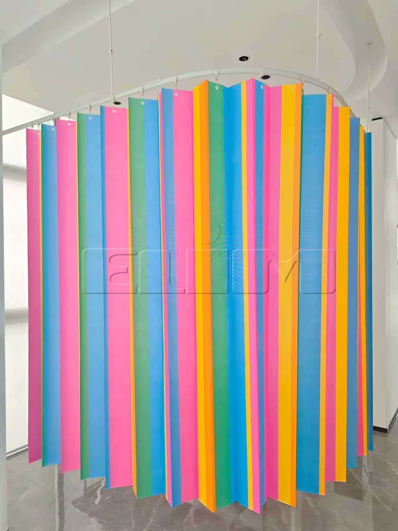 ผ้าม่านวอร์ดเด็กแบบใช้แล้วทิ้ง