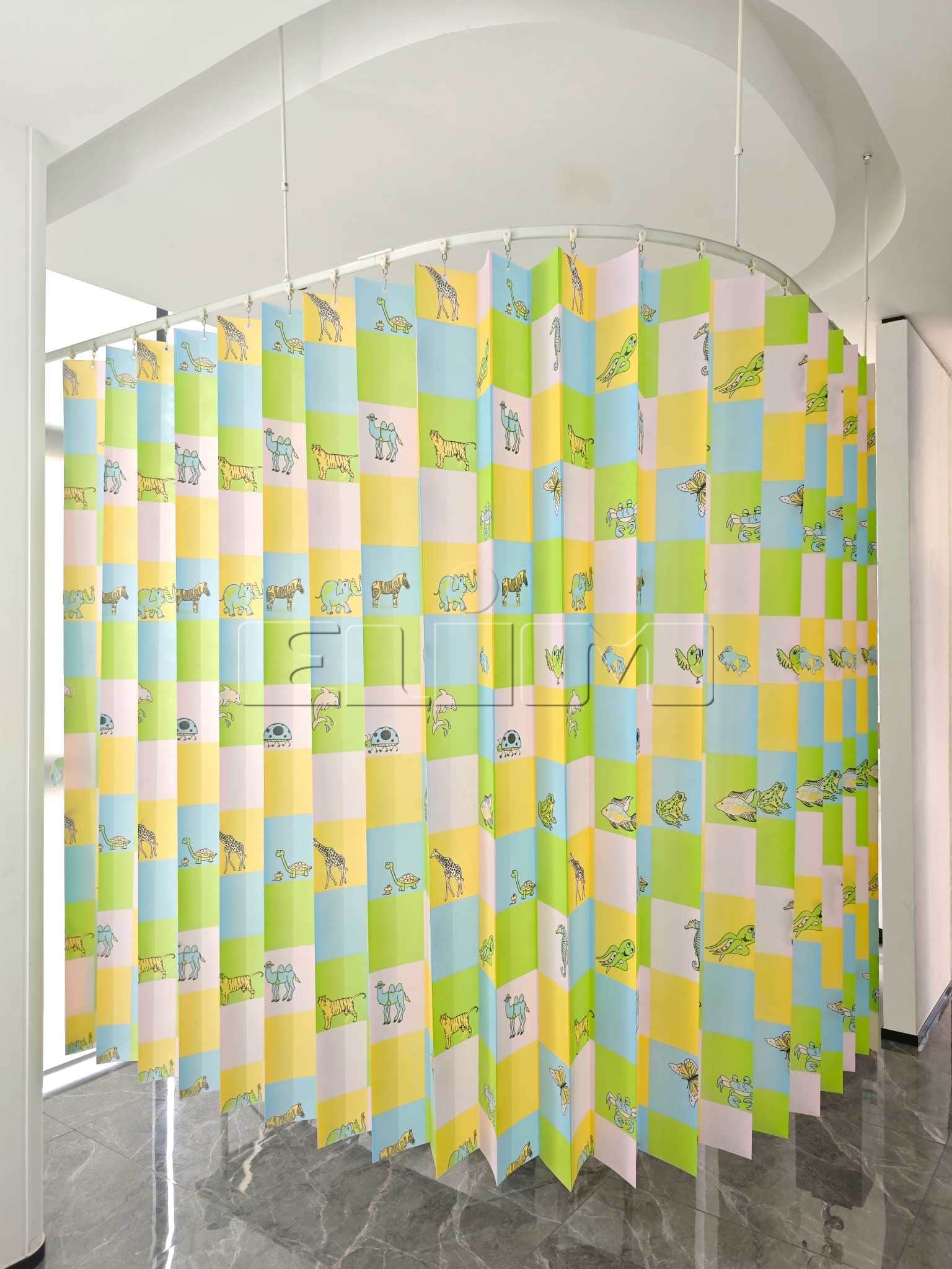 ผ้าม่านกุฏิแบบใช้แล้วทิ้งสำหรับโรงพยาบาลและการดูแลสุขภาพ